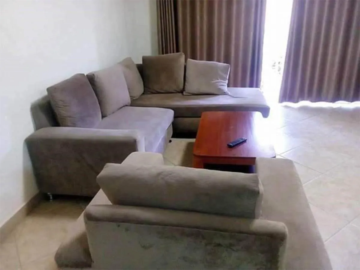 Go Around Kampala All Day To Return To Your Wonderful Apartment 0*,